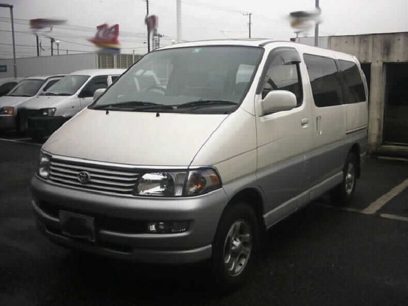 Toyota Hiace Regius