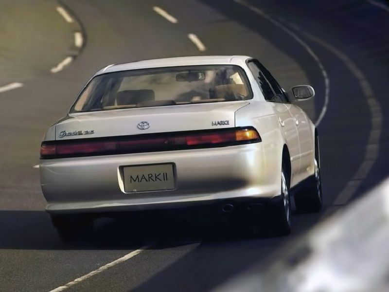 Toyota Mark II (GX90)