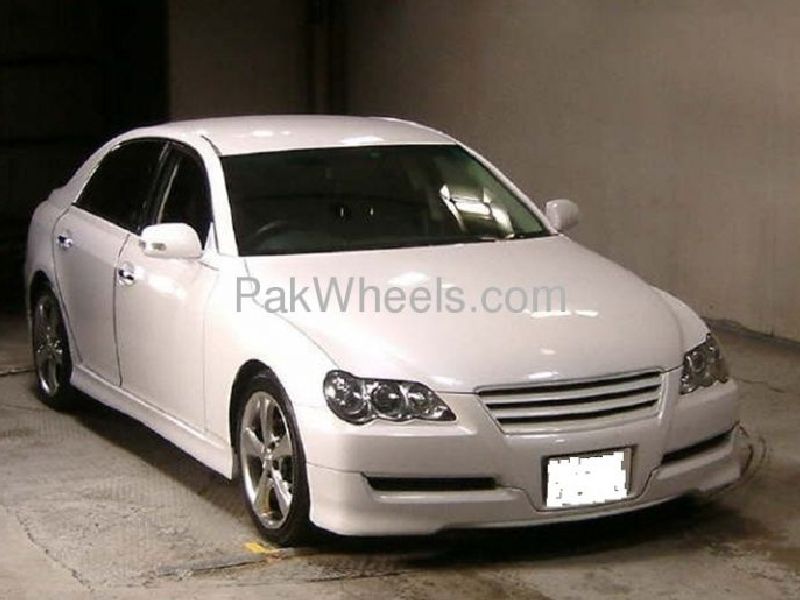 Toyota Mark X Zio