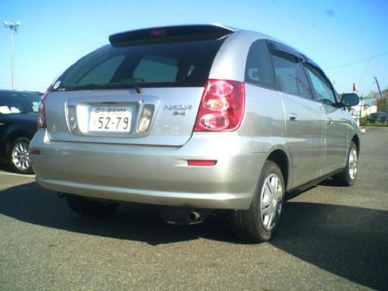 Toyota Nadia (SXN10)