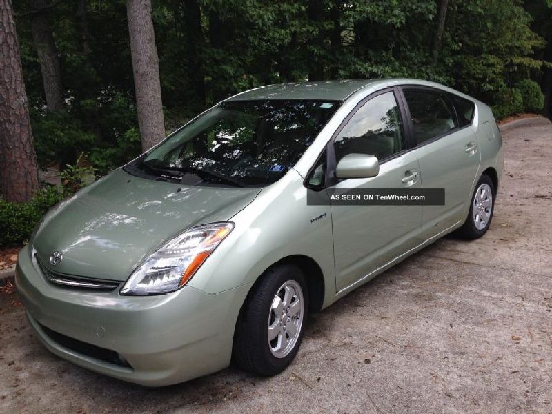 Toyota Prius II (NHW20)