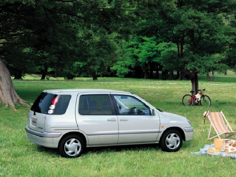 Toyota Raum