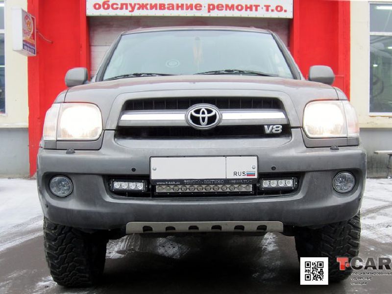 Toyota Sequoia II