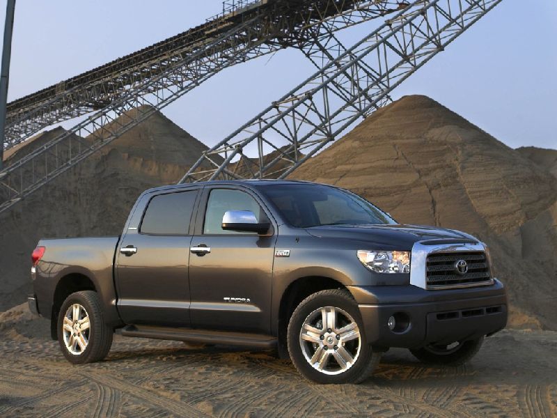 Toyota Tundra III CrewMax