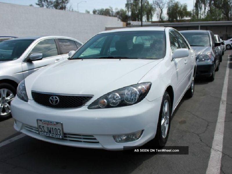 Toyota Will Vi