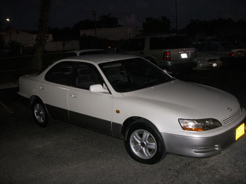 Toyota Windom (V20)