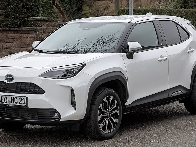 Toyota Yaris Cross (AC200)