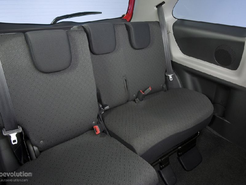 Toyota Yaris I