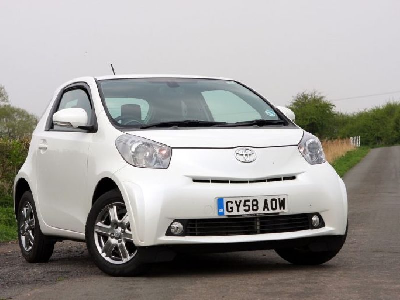 Toyota iQ