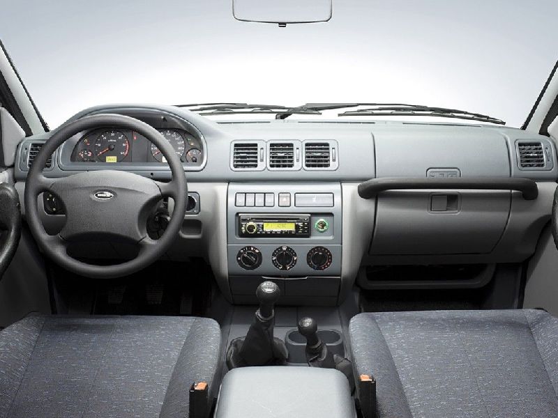 UAZ Pickup (23632, facelift 2016)