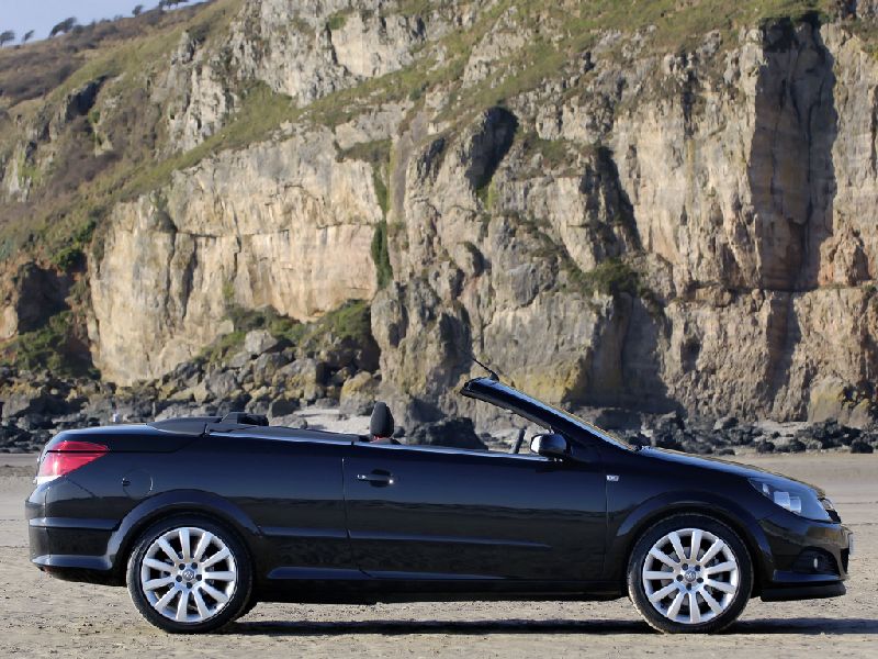 Vauxhall Cascada