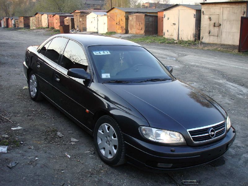 Vauxhall Omega B
