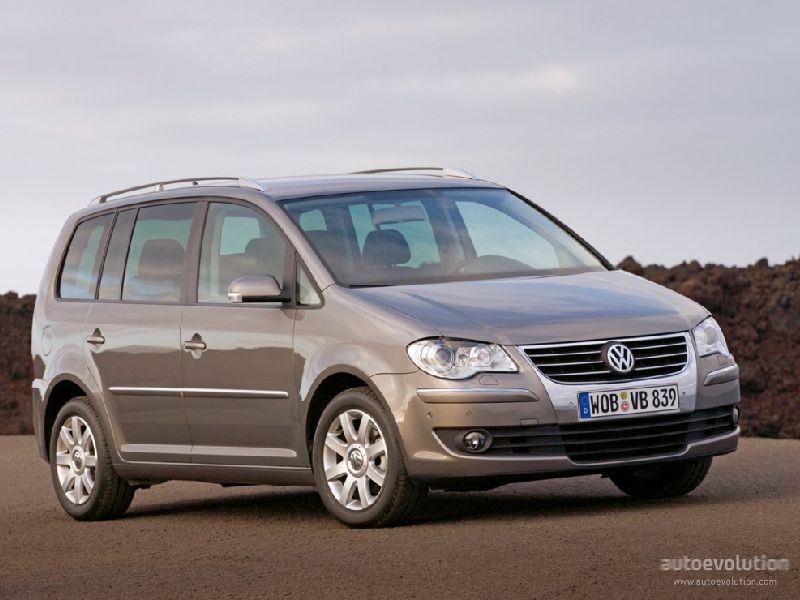 Volkswagen Cross Touran I (facelift 2010)