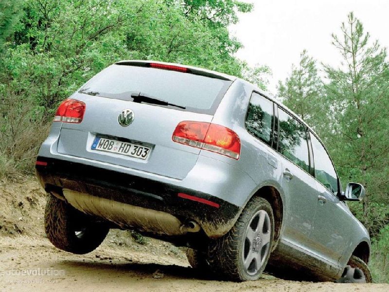 Volkswagen Touareg I (7L)