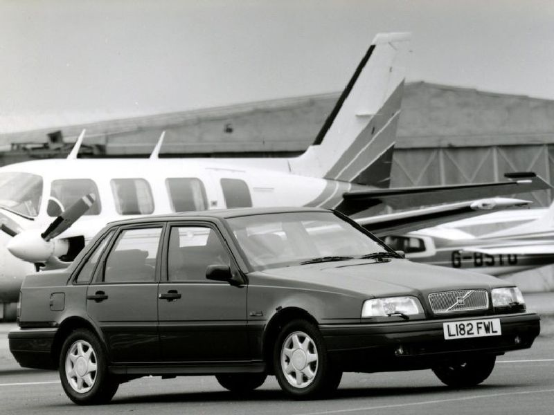 Volvo 460 L (464)