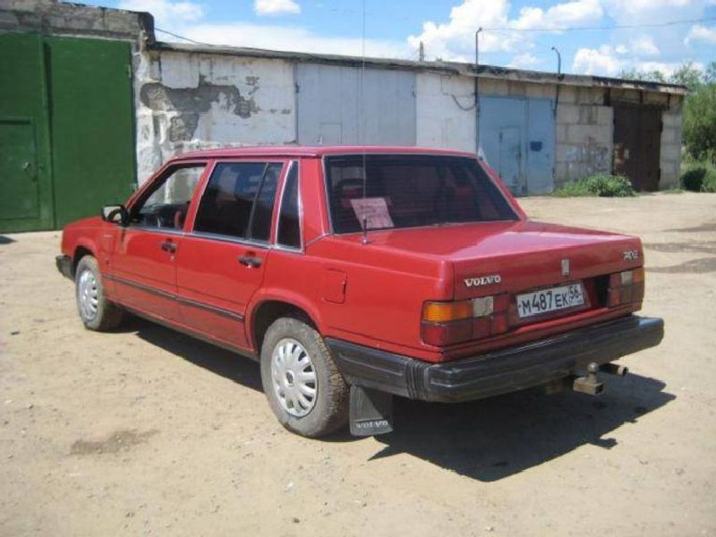 Volvo 740 Combi (745)