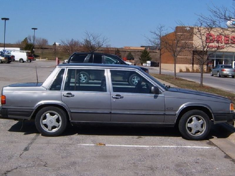 Volvo 760 (704,764)