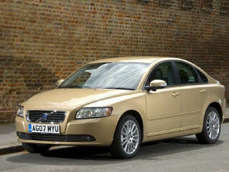 Volvo S40 II
