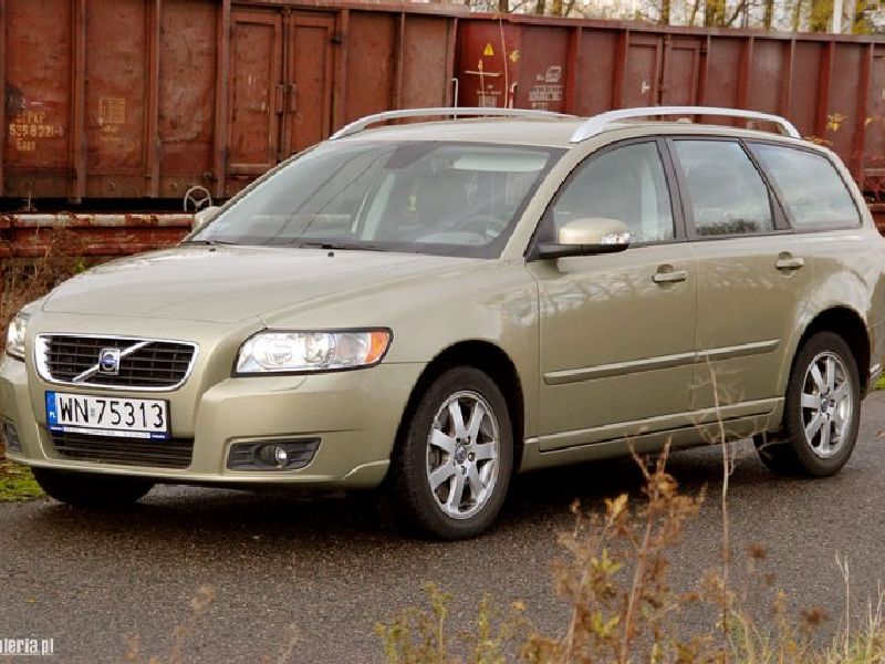 Volvo V50