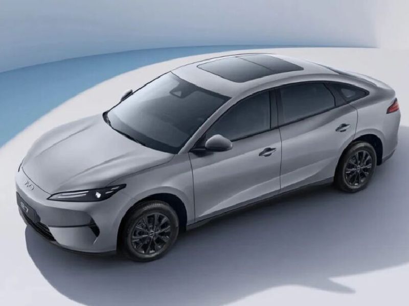 BYD e7