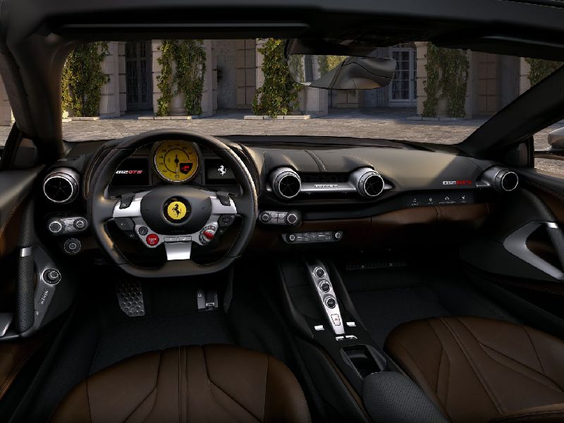 Ferrari 812 GTS