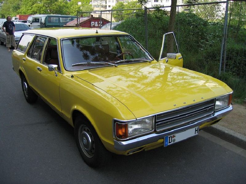 Ford Consul