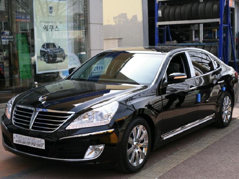 Hyundai Equus