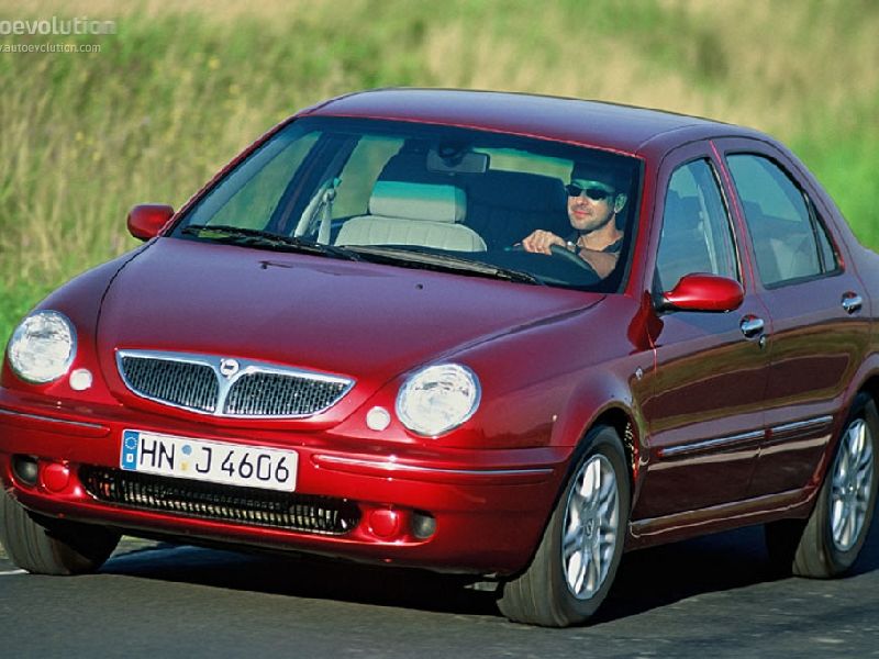 Lancia Lybra
