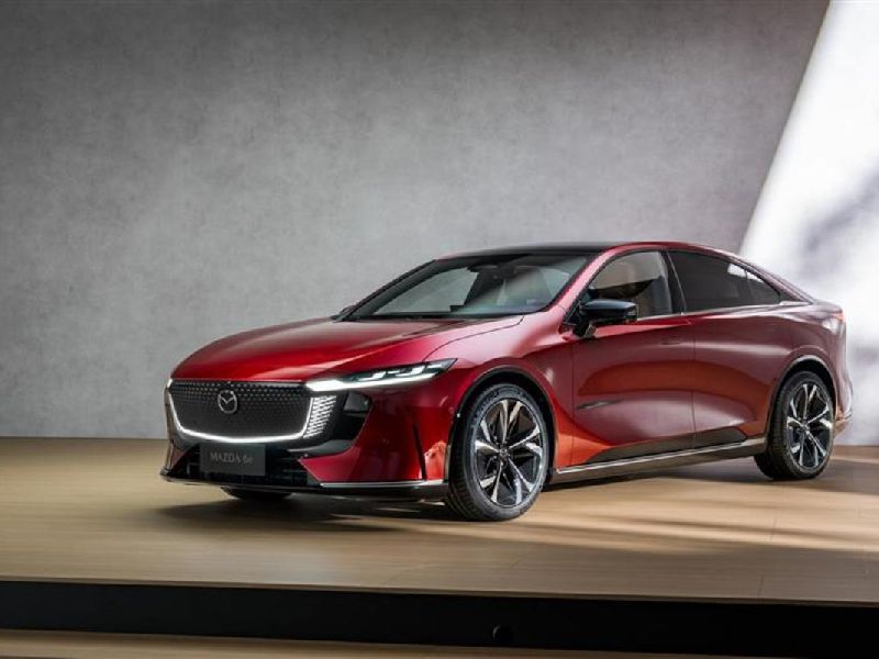Mazda 6e