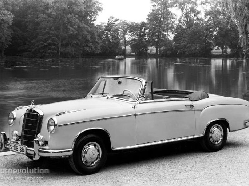Mercedes-Benz 220