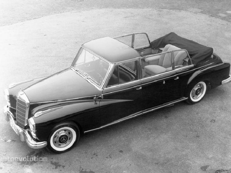 Mercedes-Benz 300