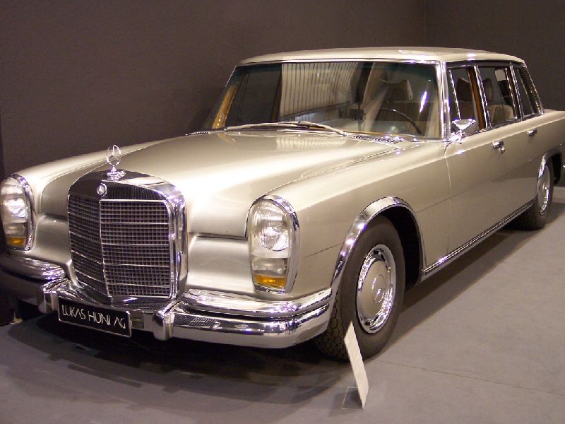 Mercedes-Benz W100