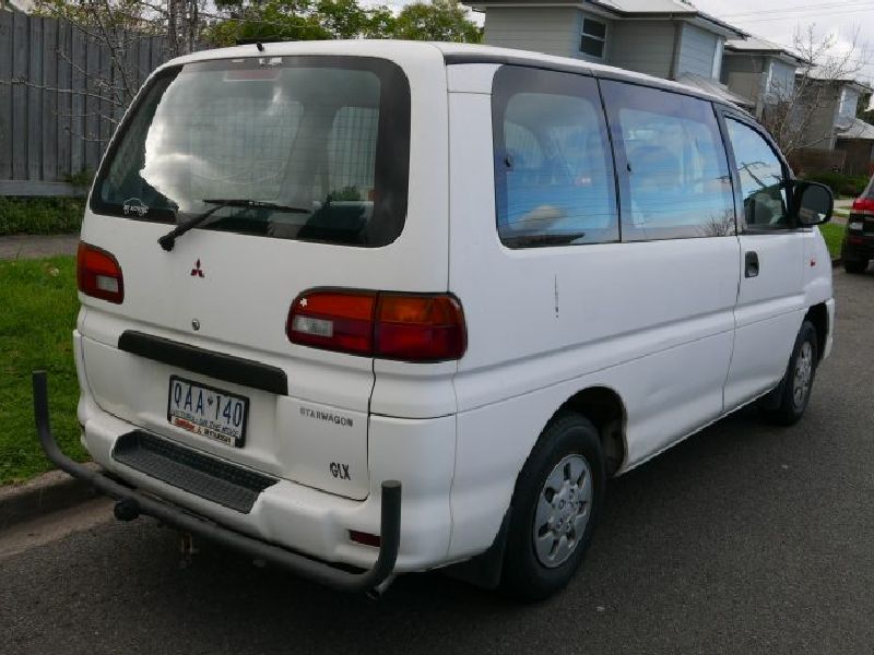 Mitsubishi Santamo