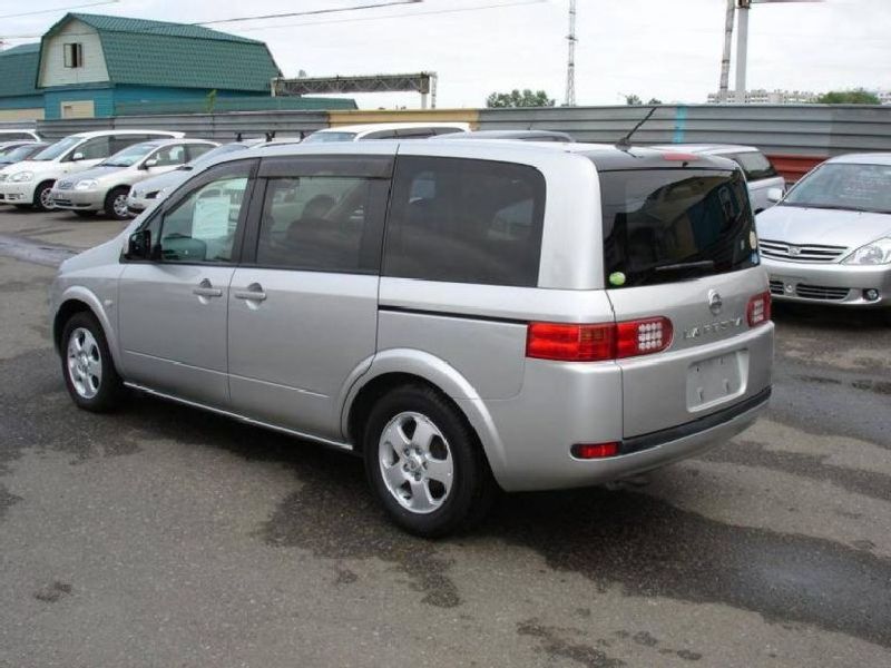 Nissan Lafesta