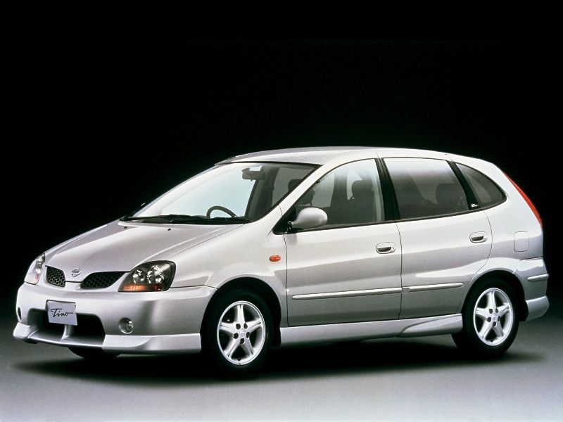 Nissan Tino