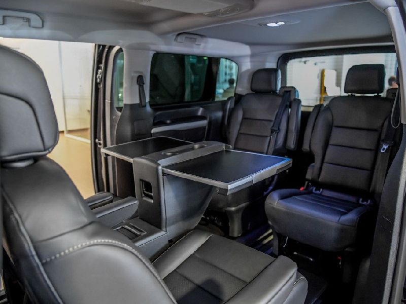 Peugeot Traveller