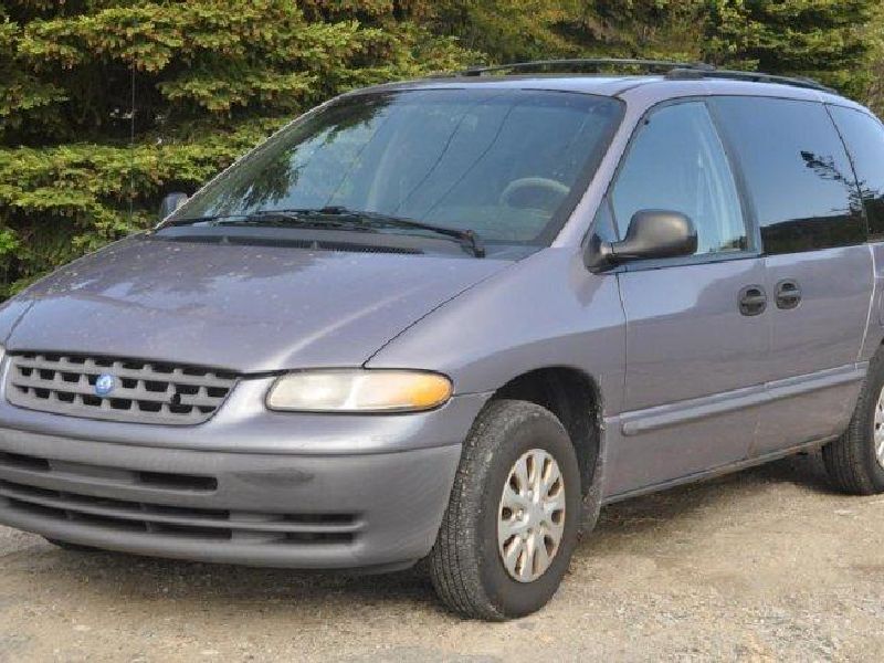 Plymouth Voyager