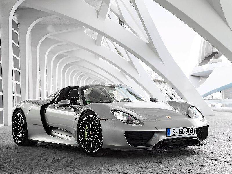 Porsche 918