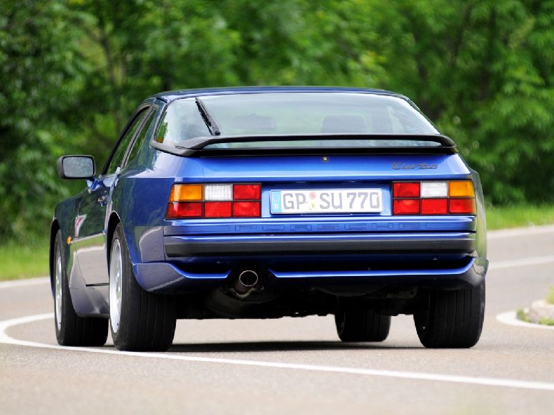 Porsche 944