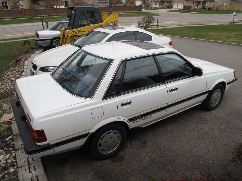 Subaru Leone