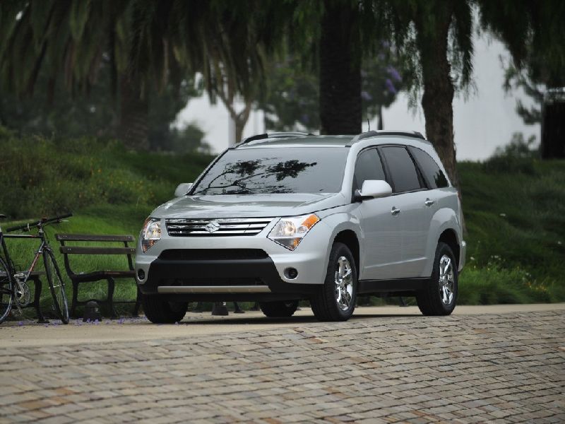 Suzuki XL7