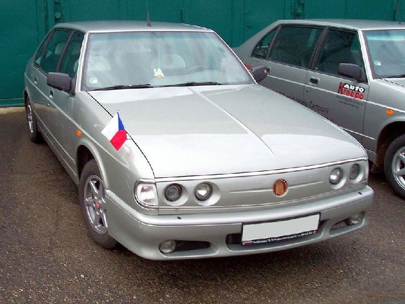 Tatra T700