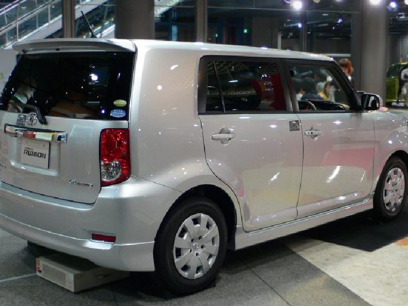 Toyota Corolla Rumion