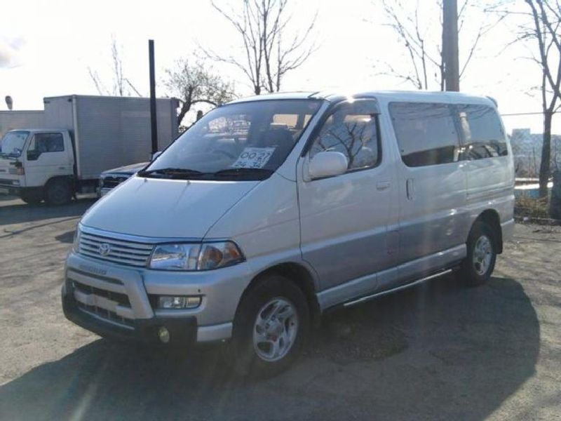 Toyota Regius
