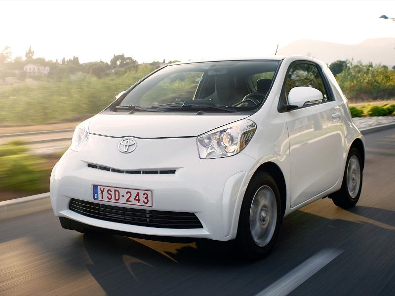 Toyota iQ