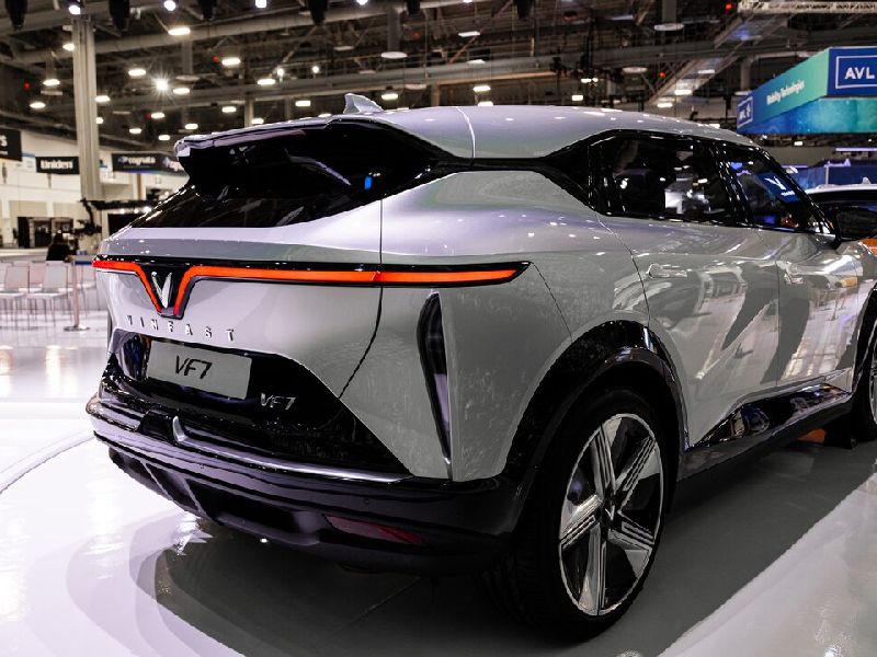 Vinfast VF7