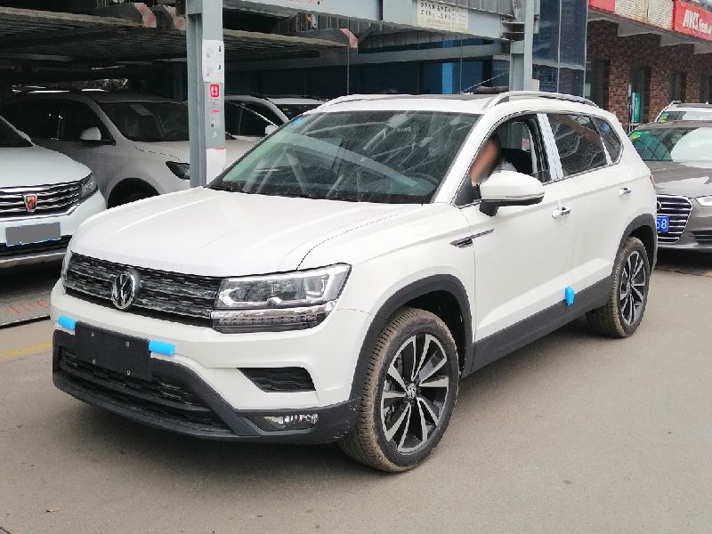 Volkswagen Taos